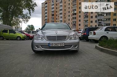 Універсал Mercedes-Benz C-Class 2005 в 