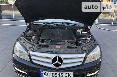 Седан Mercedes-Benz C-Class 2011 в 
