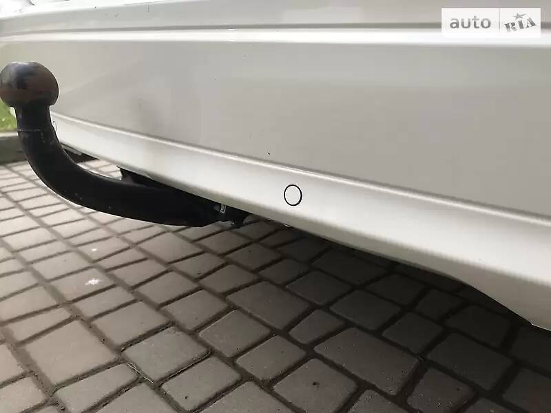 Універсал Mercedes-Benz C-Class 2010 в Чернівцях