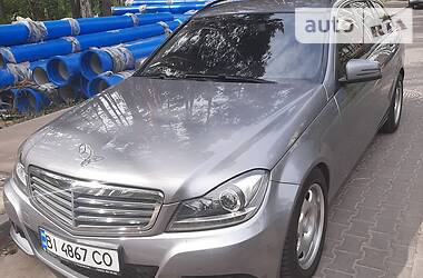 Універсал Mercedes-Benz C-Class 2014 в 
