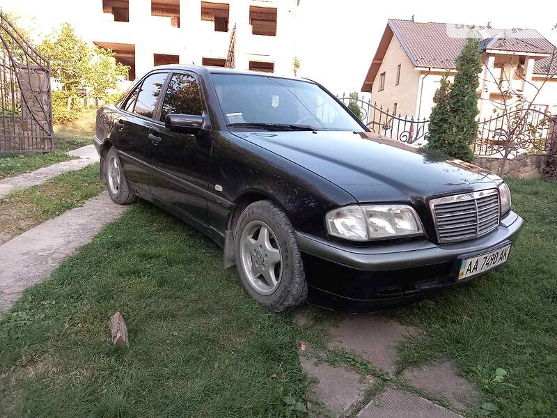 Седан Mercedes-Benz C-Class 1999 в Тернополе