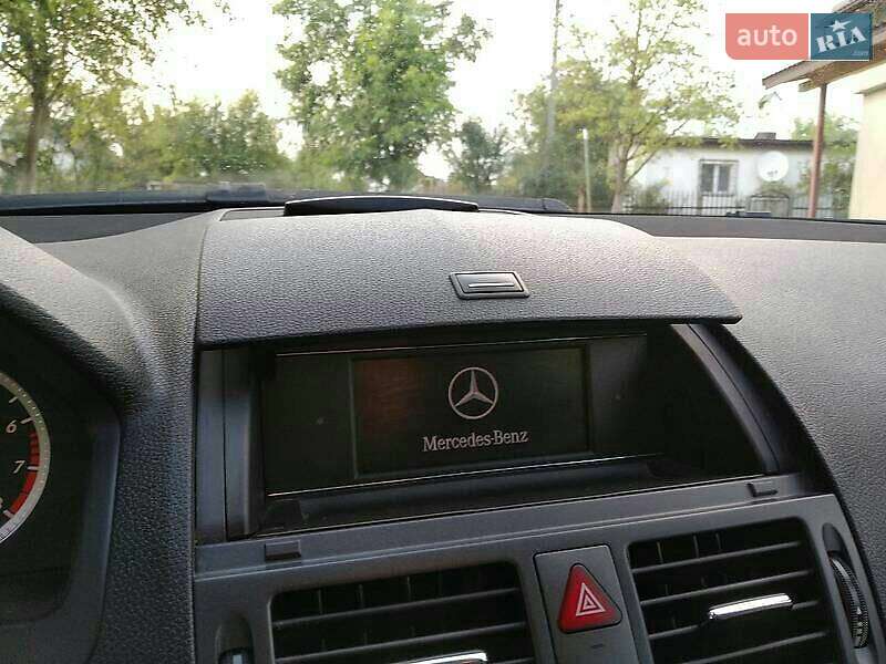 Универсал Mercedes-Benz C-Class 2009 в Львове