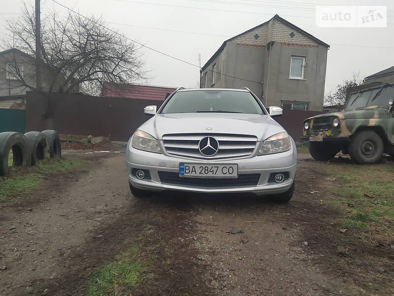 Універсал Mercedes-Benz C-Class 2007 в Кропивницькому