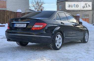 Седан Mercedes-Benz C-Class 2011 в Ровно