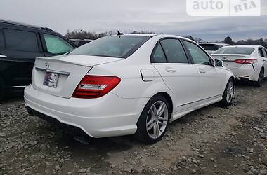 Седан Mercedes-Benz C-Class 2013 в Киеве