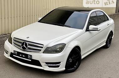 Седан Mercedes-Benz C-Class 2011 в 