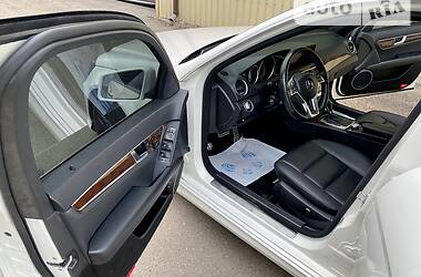 Седан Mercedes-Benz C-Class 2011 в 