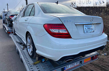 Седан Mercedes-Benz C-Class 2012 в Києві