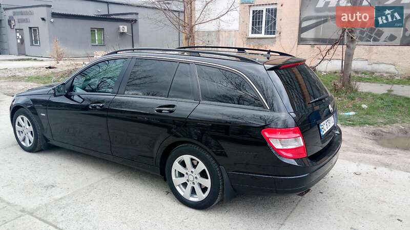 Универсал Mercedes-Benz C-Class 2009 в Львове