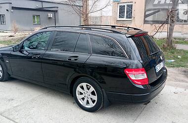 Универсал Mercedes-Benz C-Class 2009 в Львове