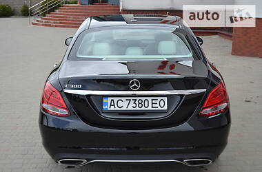 Седан Mercedes-Benz C-Class 2015 в Луцке