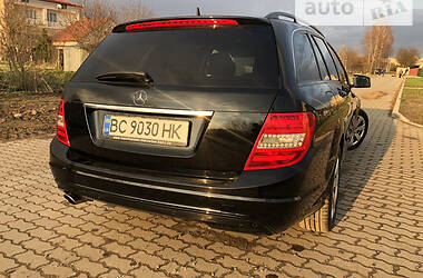 Универсал Mercedes-Benz C-Class 2013 в Львове