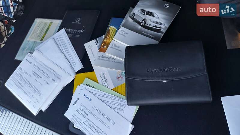 Универсал Mercedes-Benz C-Class 2010 в Львове