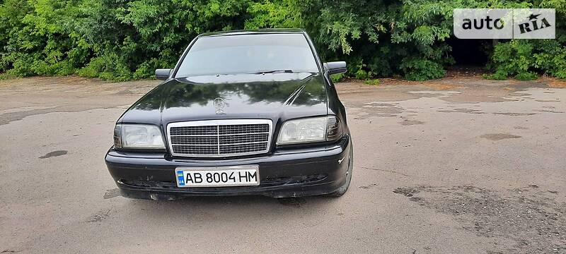 Седан Mercedes-Benz C-Class 1994 в Крыжополе