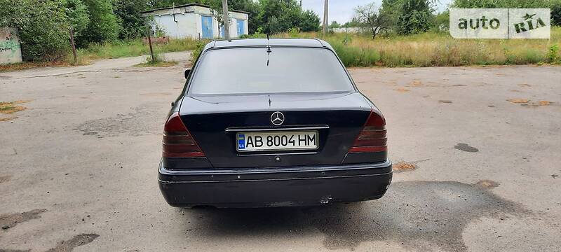 Седан Mercedes-Benz C-Class 1994 в Крыжополе