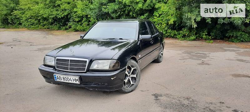 Седан Mercedes-Benz C-Class 1994 в Крыжополе