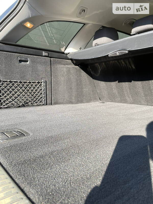 Універсал Mercedes-Benz C-Class 2010 в Чернівцях