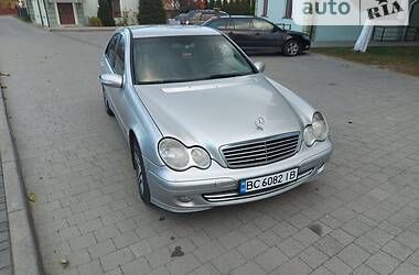 Седан Mercedes-Benz C-Class 2005 в Львове