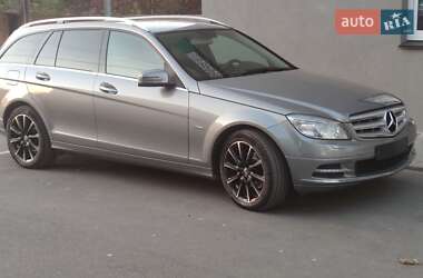 Mercedes-Benz C-Class 2011 Mercedes-Benz C-Class 2011