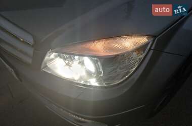 Универсал Mercedes-Benz C-Class 2011 в 