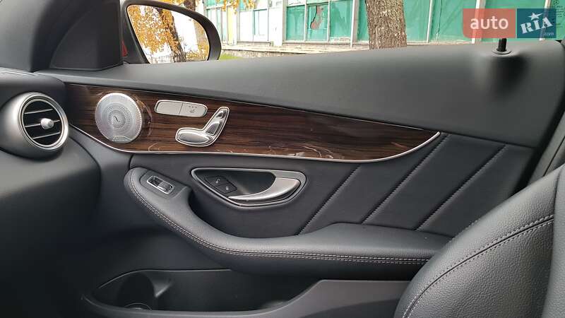 Седан Mercedes-Benz C-Class 2018 в Киеве