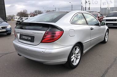 Купе Mercedes-Benz C-Class 2003 в Києві