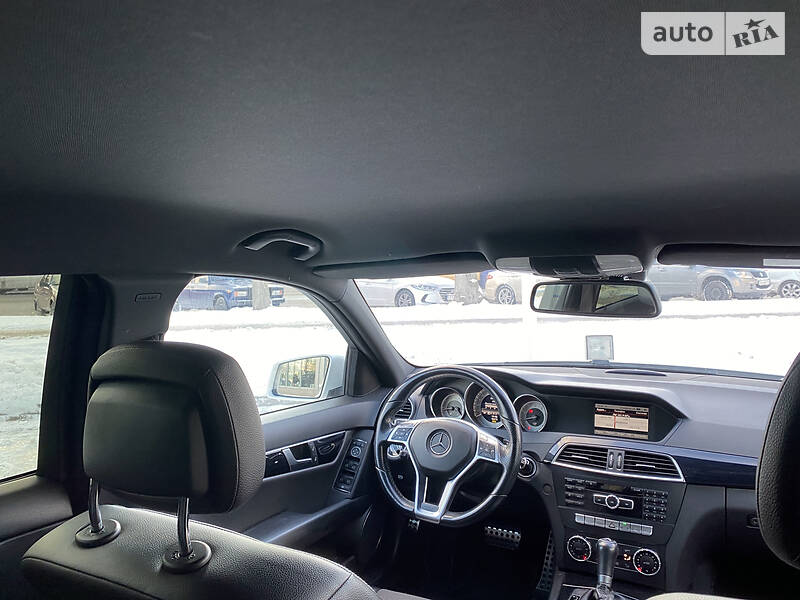 Седан Mercedes-Benz C-Class 2013 в Киеве