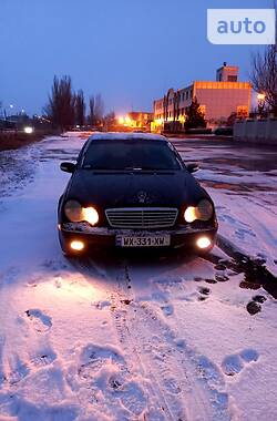 Седан Mercedes-Benz C-Class 2000 в Одессе