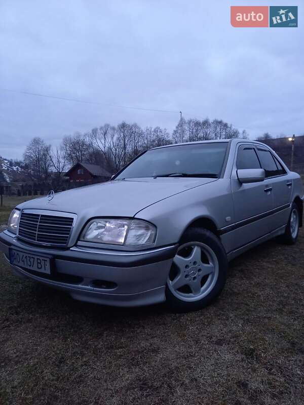 Седан Mercedes-Benz C-Class 1998 в Рахове фото 2 Седан Mercedes-Benz C-Class 1998 в Рахове
