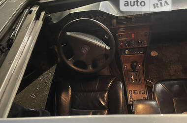 Купе Mercedes-Benz C-Class 1988 в Запоріжжі
