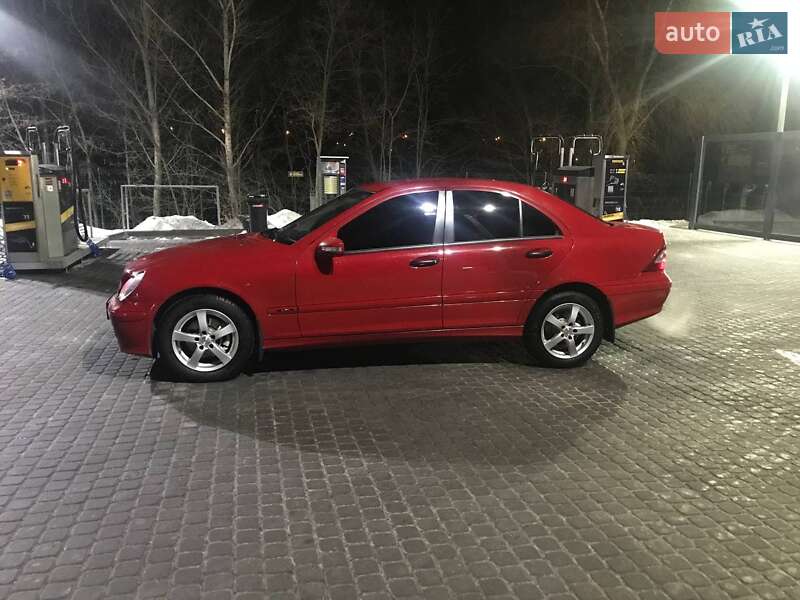 Седан Mercedes-Benz C-Class 2004 в Каменском