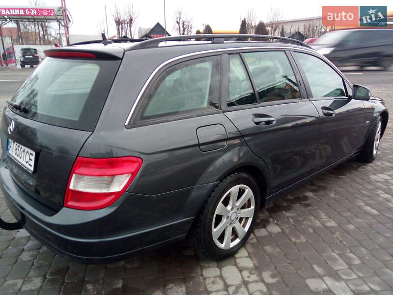 Універсал Mercedes-Benz C-Class 2010 в Снятині