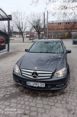 Mercedes-Benz C-Class 2010