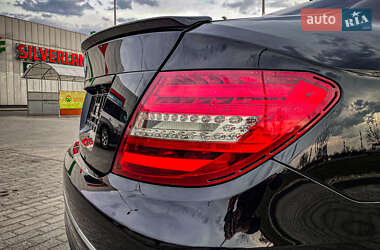 Купе Mercedes-Benz C-Class 2012 в 