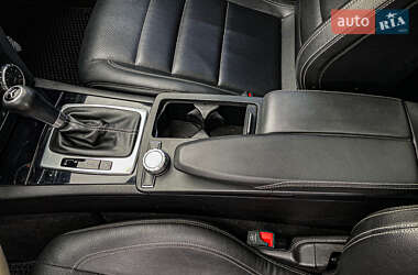 Купе Mercedes-Benz C-Class 2012 в 