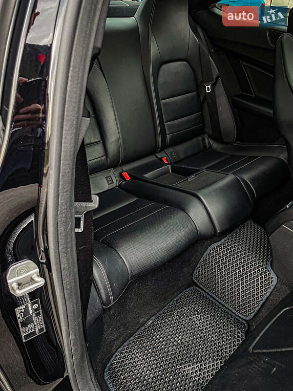 Купе Mercedes-Benz C-Class 2012 в Киеве