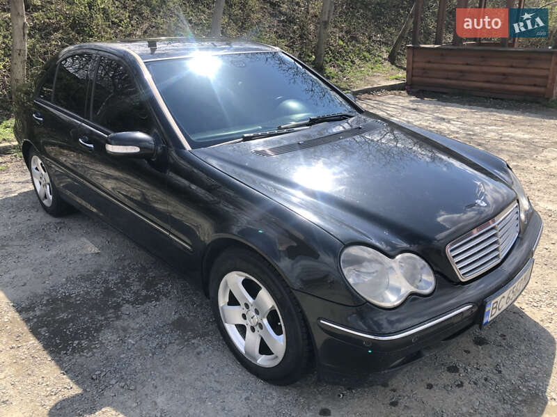 Mercedes-Benz C-Class 2003