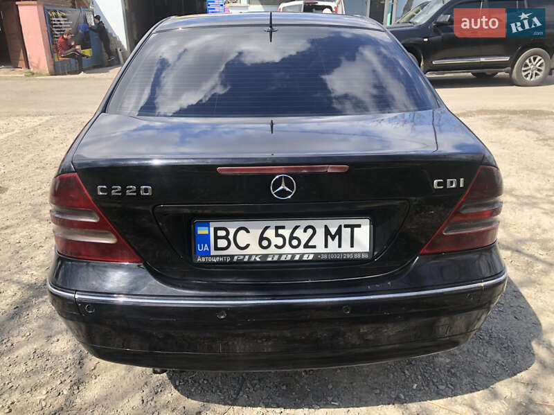 Седан Mercedes-Benz C-Class 2003 в Ужгороде