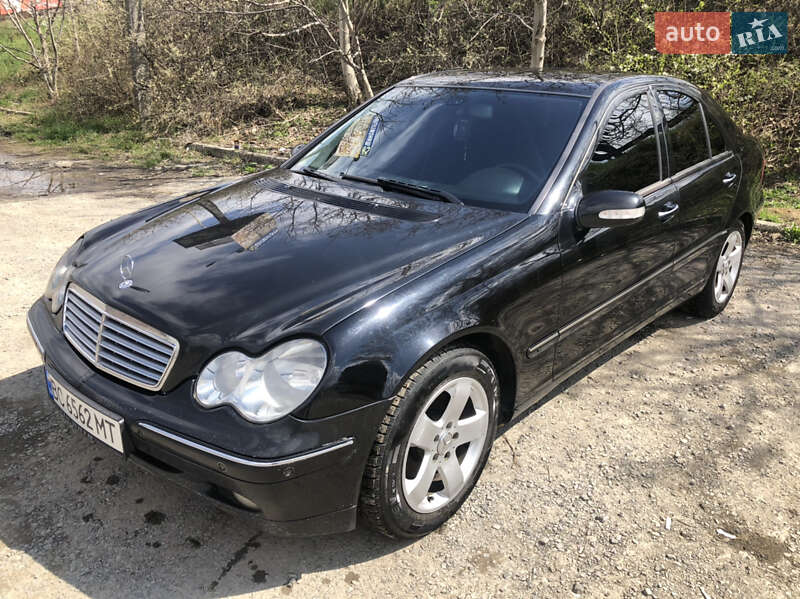 Седан Mercedes-Benz C-Class 2003 в Ужгороде