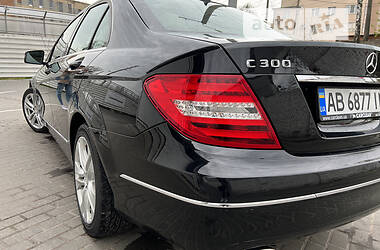 Седан Mercedes-Benz C-Class 2012 в Виннице