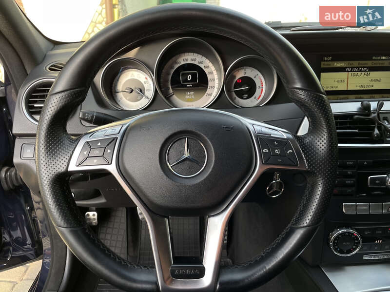 Универсал Mercedes-Benz C-Class 2011 в Львове