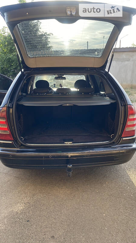 Універсал Mercedes-Benz C-Class 2004 в Одесі фото 10 Універсал Mercedes-Benz C-Class 2004 в Одесі