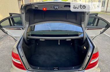 Седан Mercedes-Benz C-Class 2013 в 