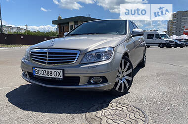 Mercedes-Benz C-Class 2009 Mercedes-Benz C-Class 2009