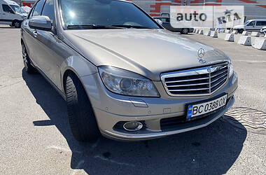 Седан Mercedes-Benz C-Class 2009 в 