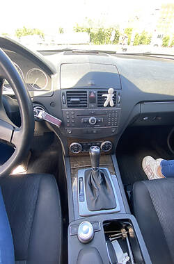 Седан Mercedes-Benz C-Class 2009 в 