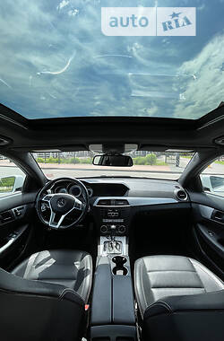 Купе Mercedes-Benz C-Class 2013 в 