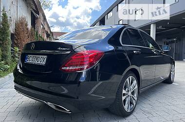 Седан Mercedes-Benz C-Class 2014 в Львове