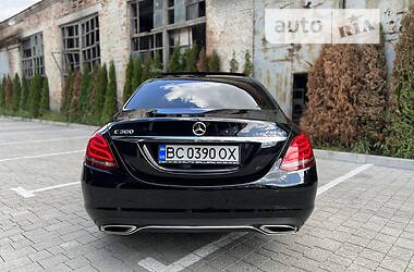 Седан Mercedes-Benz C-Class 2014 в Львове