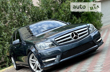 Mercedes-Benz C-Class 2012